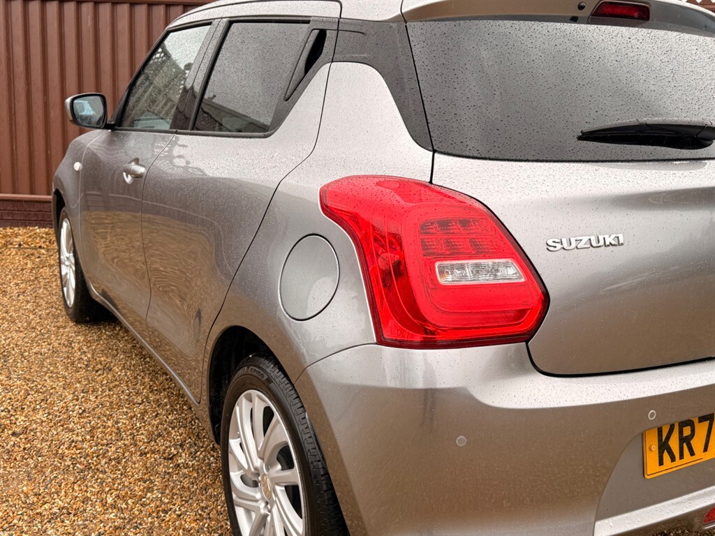 Used Suzuki Swift 2023 for sale - 77619543: Photo 33