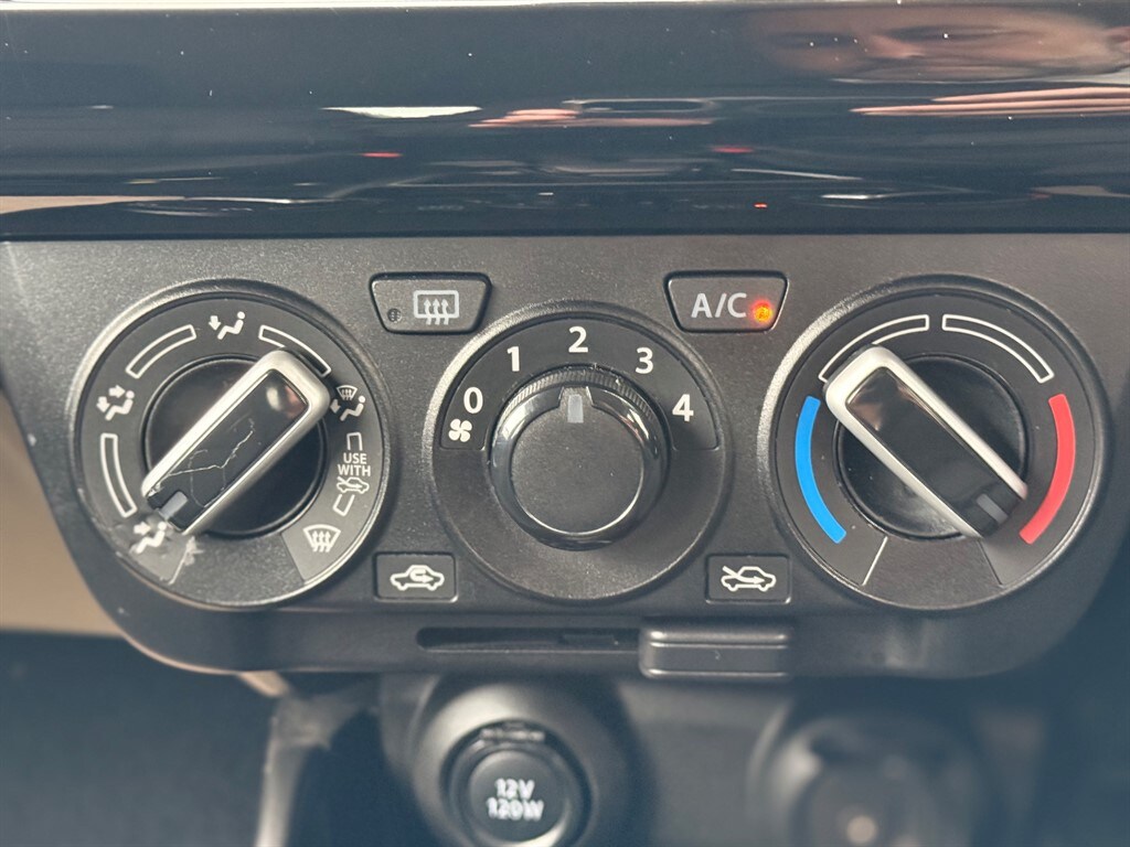 Used Suzuki Swift 2023 for sale - 77619543: Photo 42