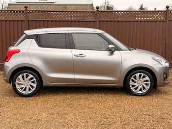 Used Suzuki Swift 2023 for sale - 77619543: Photo