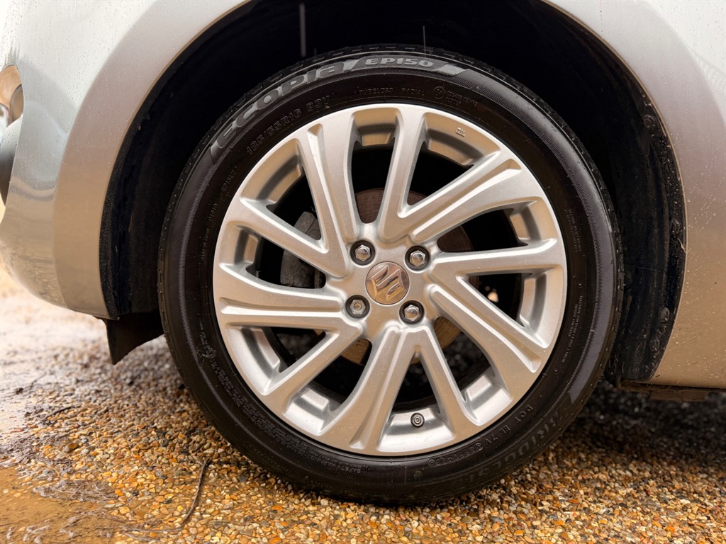 Used Suzuki Swift 2023 for sale - 77619543: Photo 5