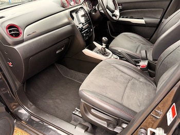 Used Suzuki Vitara 2016 for sale - 77619533: Photo