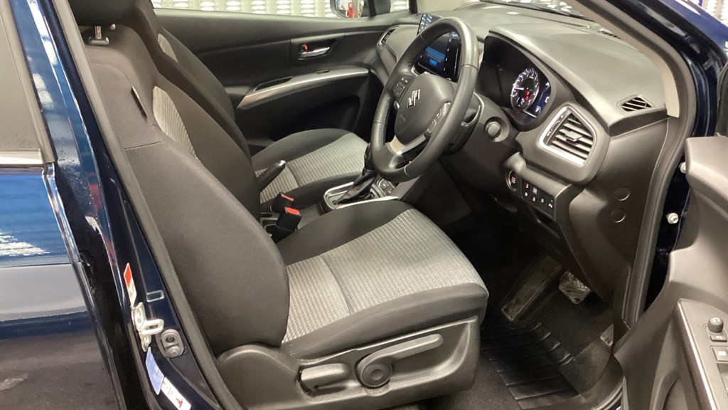 Used Suzuki SX4 S-Cross 2023 for sale - 77833792: Photo 2