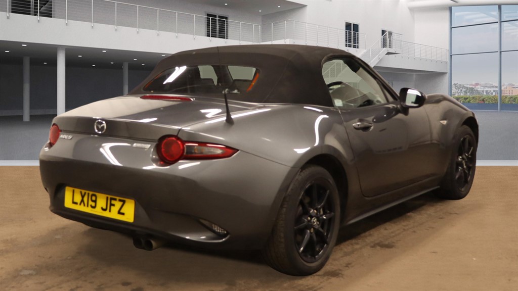 Used Mazda MX-5 2019 for sale - 77630991: Photo 9