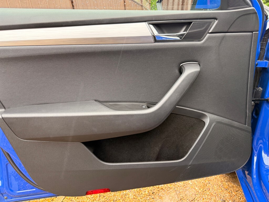 Used Skoda Superb 2023 for sale - 77619552: Photo 39