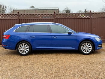 Used Skoda Superb 2023 for sale - 77619552: Photo