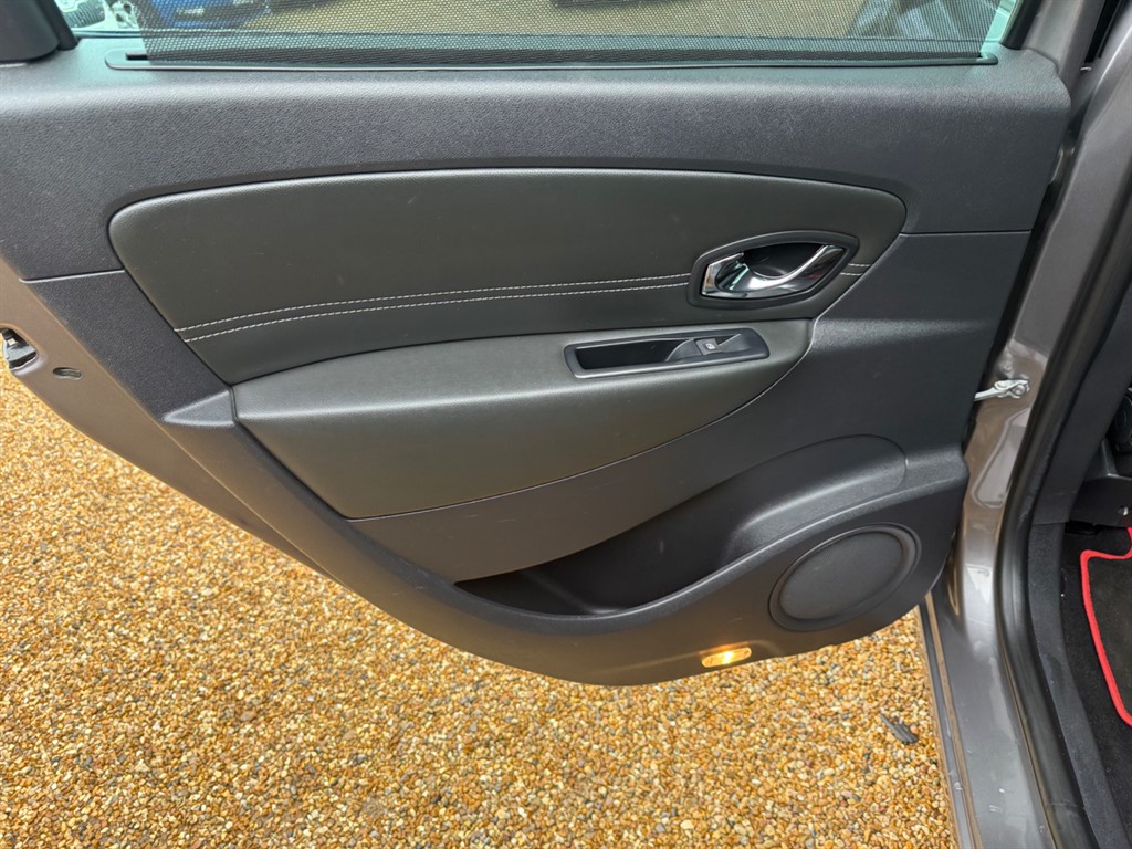 Used Renault Scenic 2012 for sale - 77619501: Photo 27