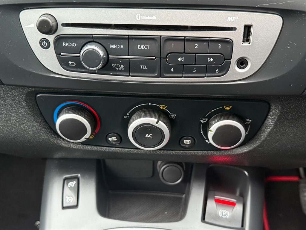 Used Renault Scenic 2012 for sale - 77619501: Photo 48