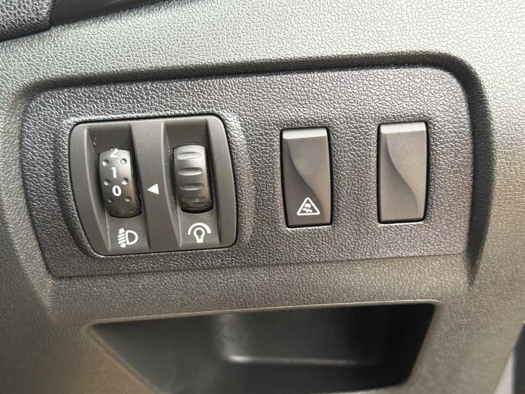 Used Renault Scenic 2012 for sale - 77619501: Photo 57