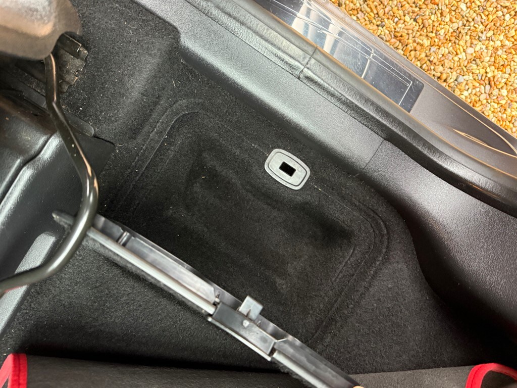 Used Renault Scenic 2012 for sale - 77619501: Photo 63