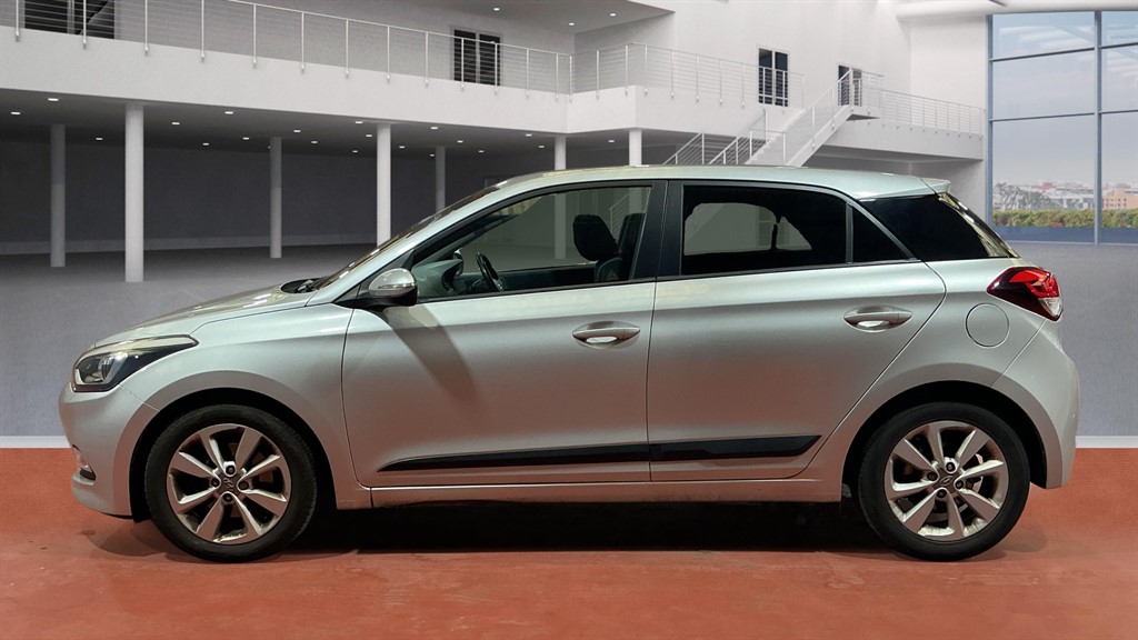 Used Hyundai i20 2016 for sale - 77810514: Photo 4