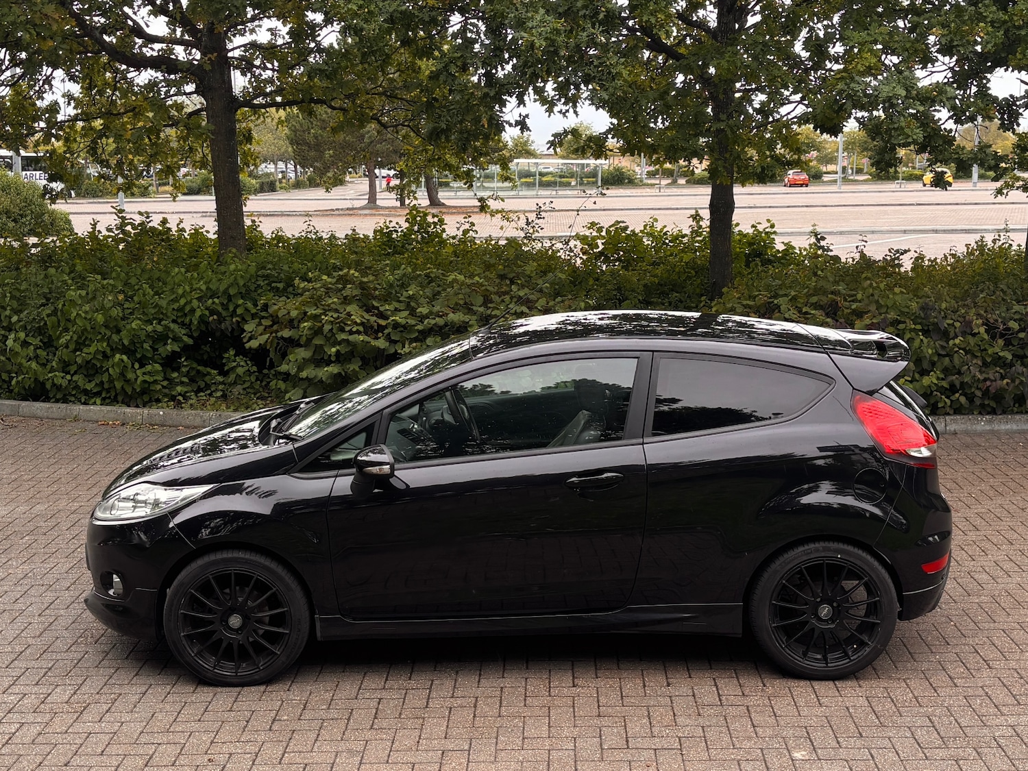 Used Ford Fiesta 2011 for sale - 76735013: Photo 6