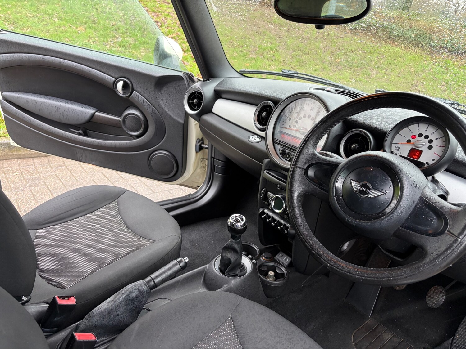 Used MINI Convertible 2013 for sale - 77561128: Photo 21