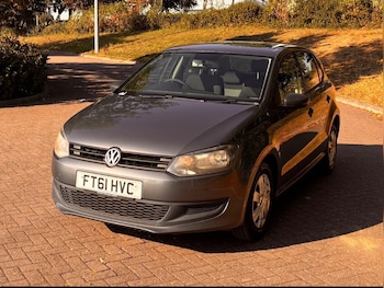 Used Volkswagen Polo 2011 for sale - 76316846: Photo 2