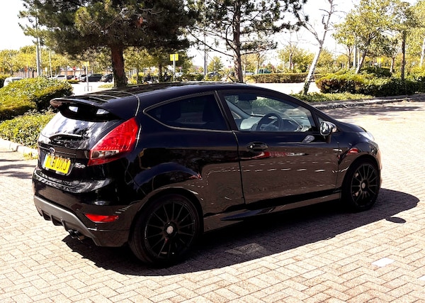 Used Ford Fiesta 2011 for sale - 76328858: Photo 11