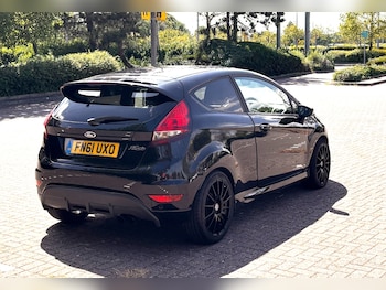 Used Ford Fiesta 2011 for sale - 76328858: Photo 3