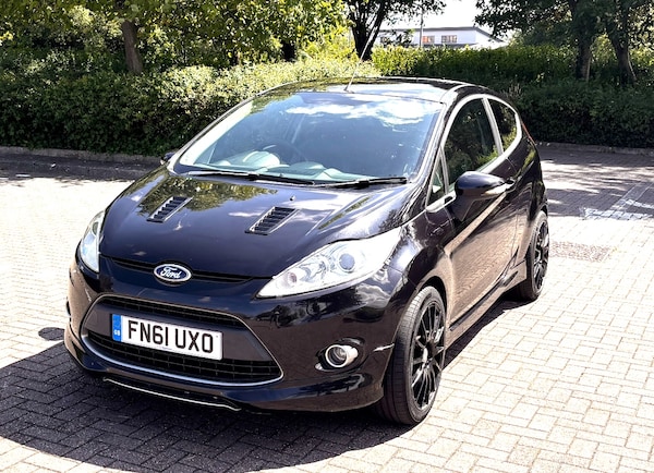 Used Ford Fiesta 2011 for sale - 76328858: Photo 5