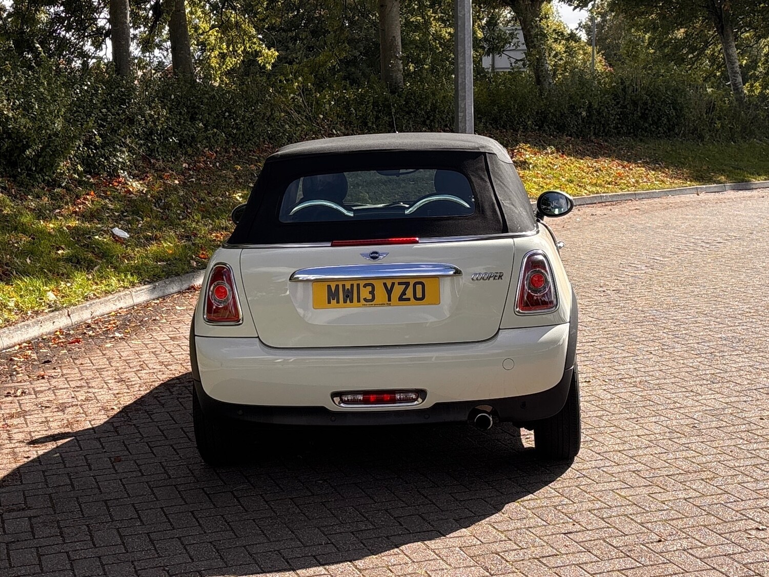Used MINI Convertible 2013 for sale - 76609811: Photo 12