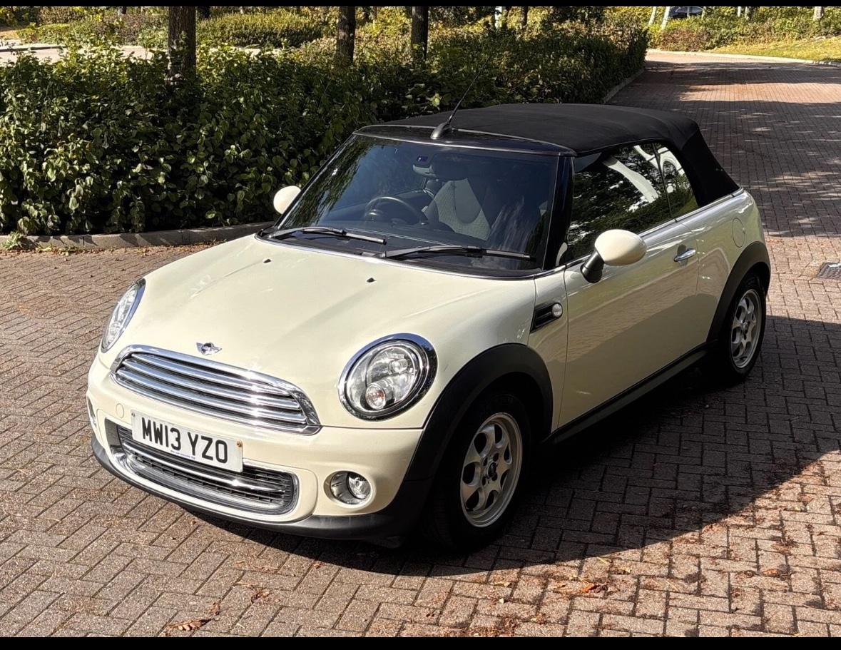 Used MINI Convertible 2013 for sale - 77241764: Photo 2