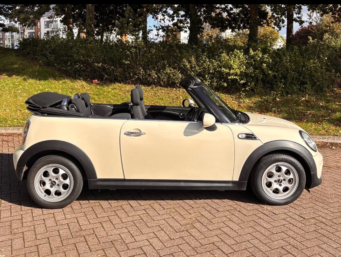Used MINI Convertible 2013 for sale - 77241764: Photo 31