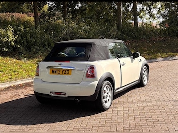Used MINI Convertible 2013 for sale - 76316721: Photo