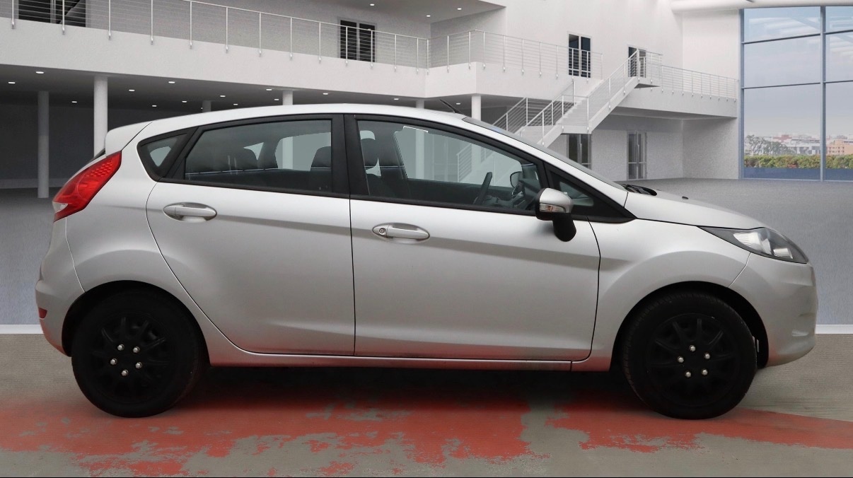 Used Ford Fiesta 2012 for sale - 77561280: Photo 2