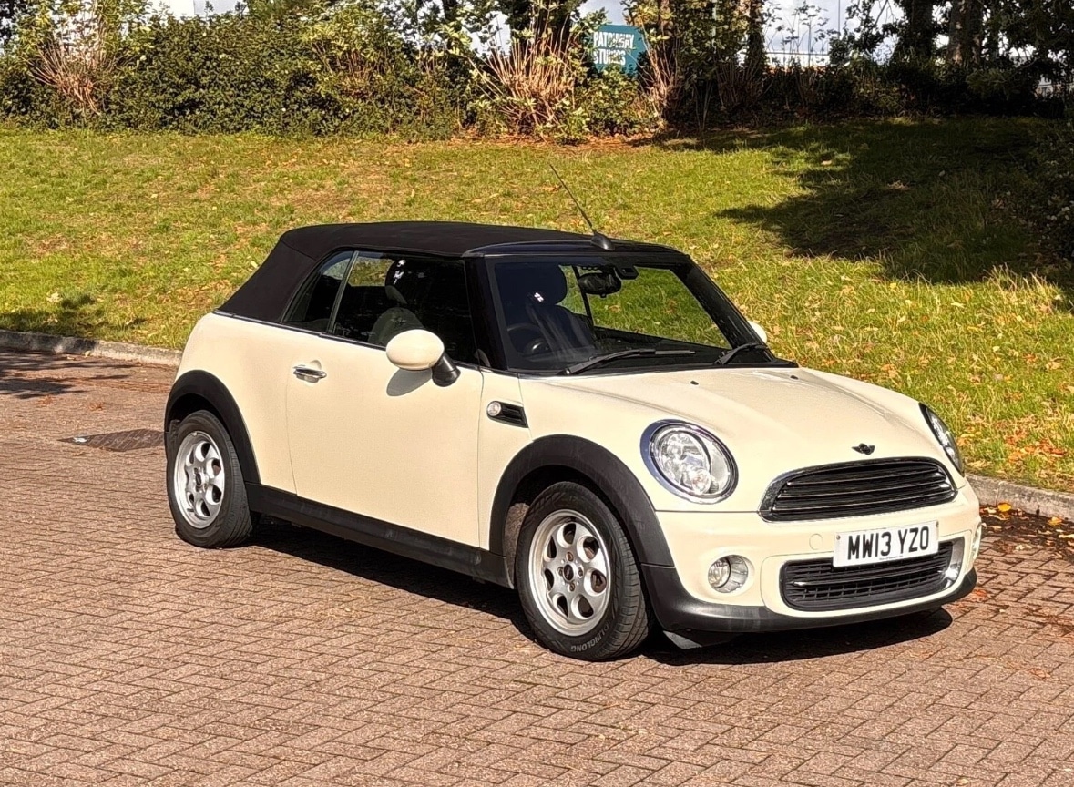 Used MINI Convertible 2013 for sale - 76940170: Photo 17