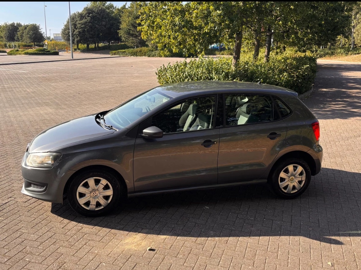 Used Volkswagen Polo 2011 for sale - 76940227: Photo 29