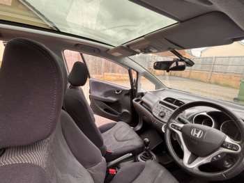 Used Honda Jazz 2010 for sale - 75301893: Photo