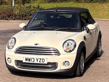 2013 (13) - 1.6 Cooper 2dr Long MOT Full History