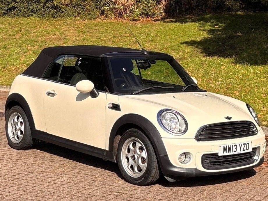 Used MINI Convertible 2013 for sale - 77099725: Photo 2