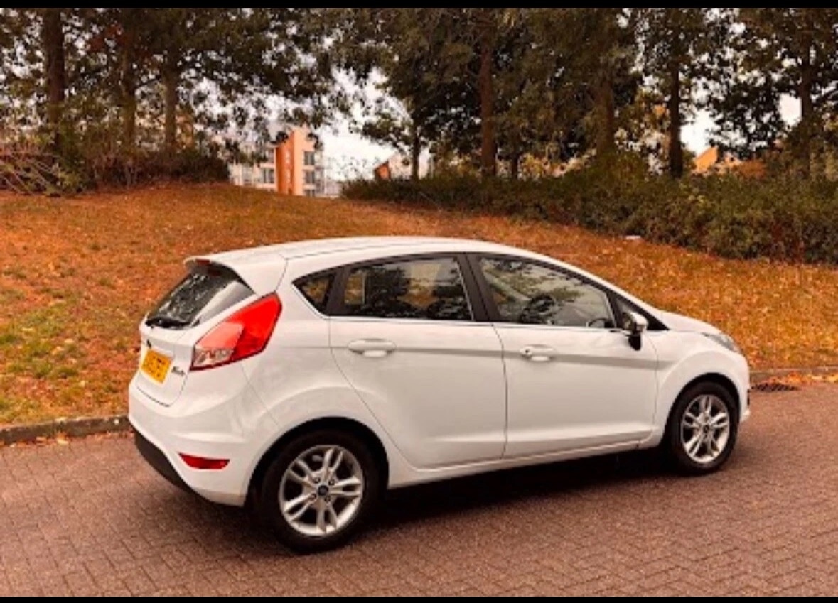 Used Ford Fiesta 2015 for sale - 76940156: Photo 22