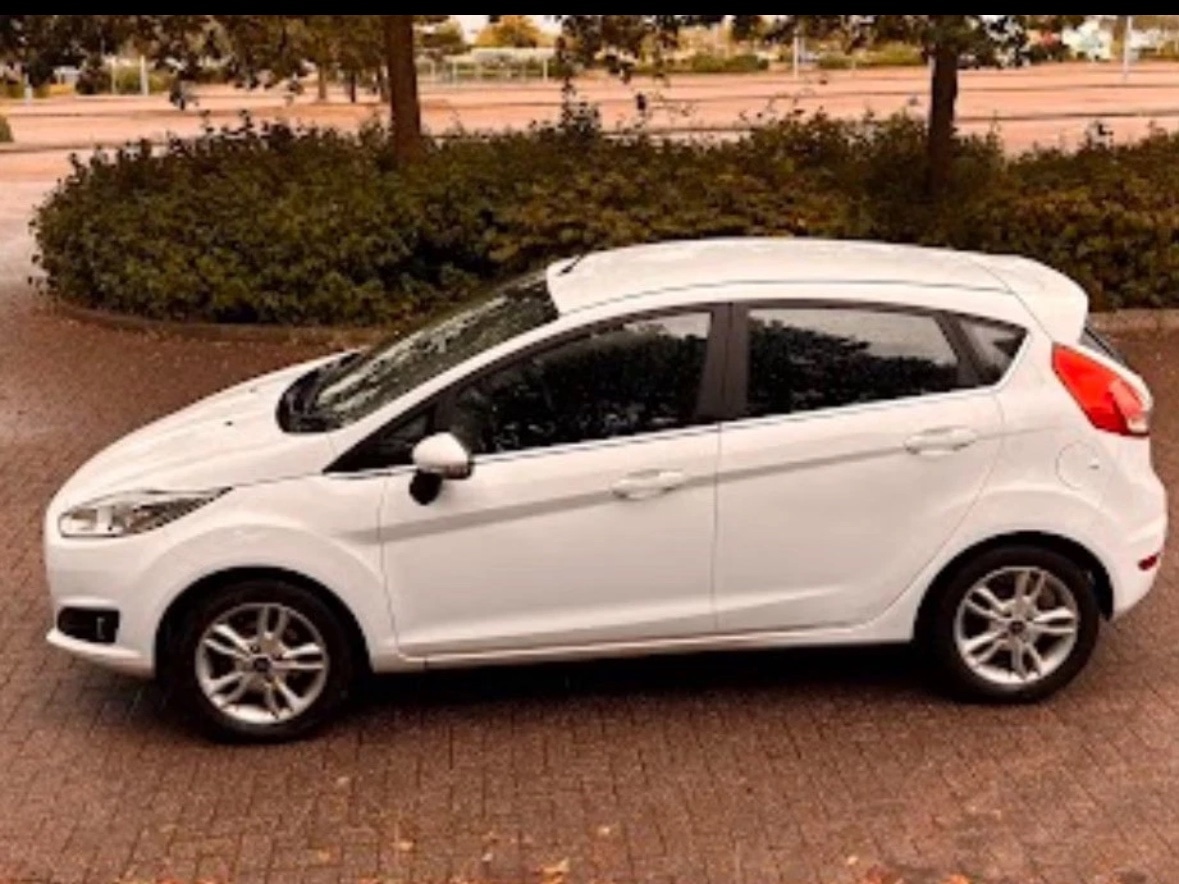 Used Ford Fiesta 2015 for sale - 76940156: Photo 6