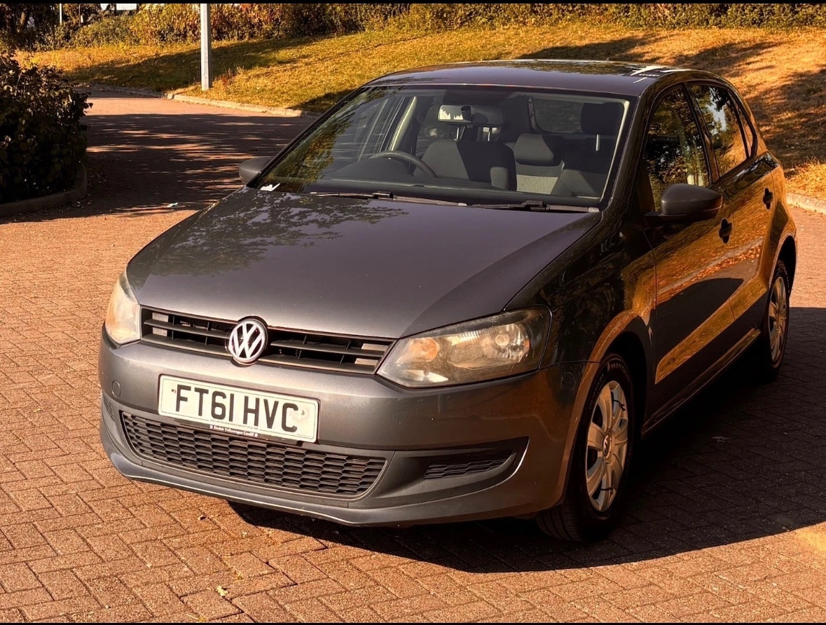 Used Volkswagen Polo 2011 for sale - 76610995: Photo 6