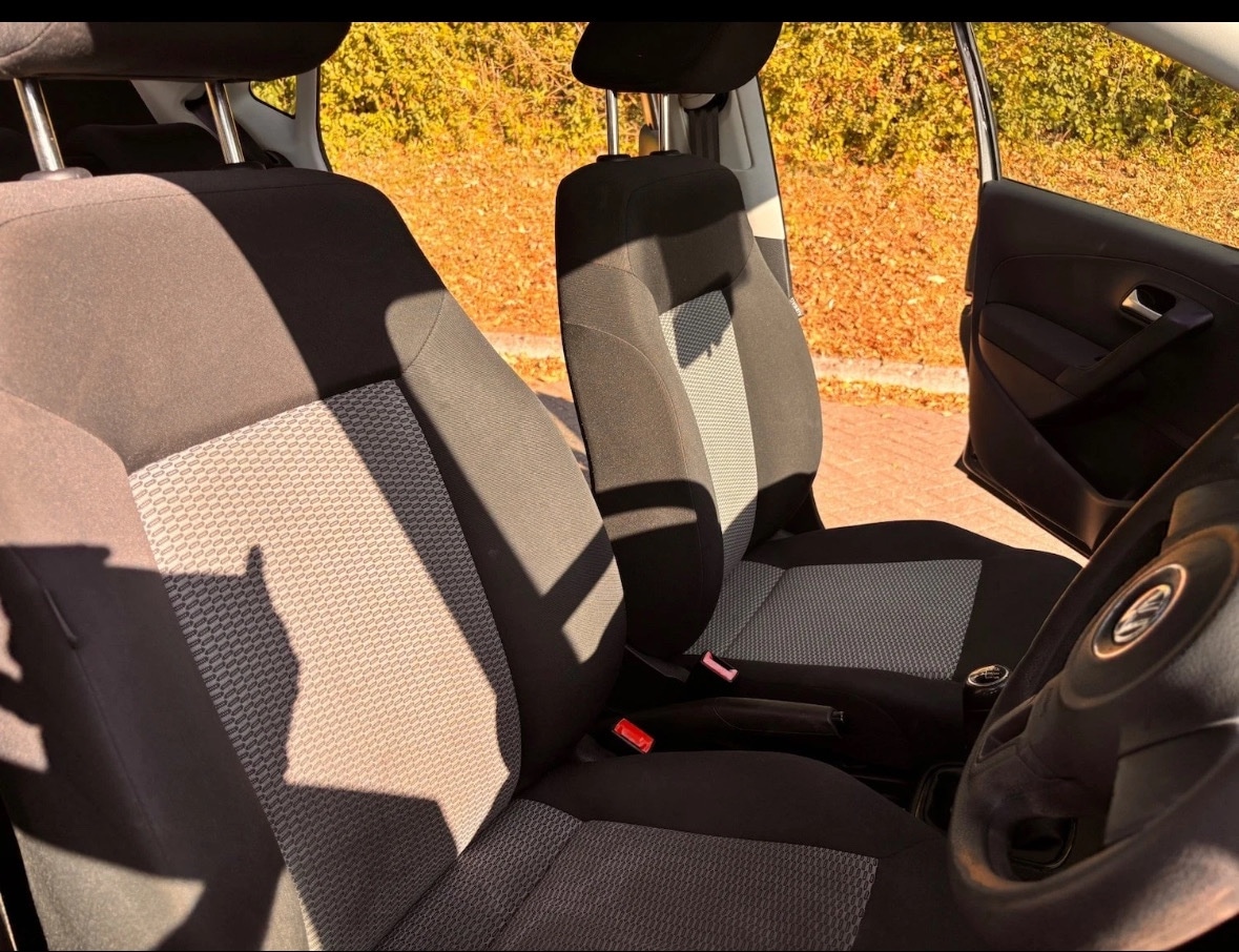 Used Volkswagen Polo 2011 for sale - 76610995: Photo 9