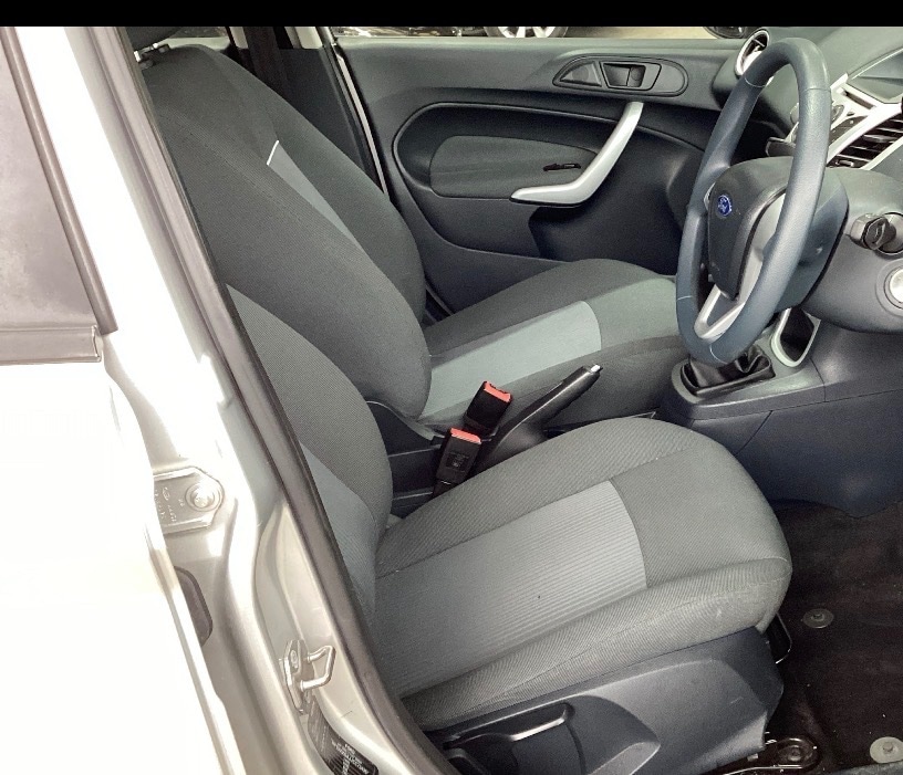 Used Ford Fiesta 2012 for sale - 77241839: Photo 6