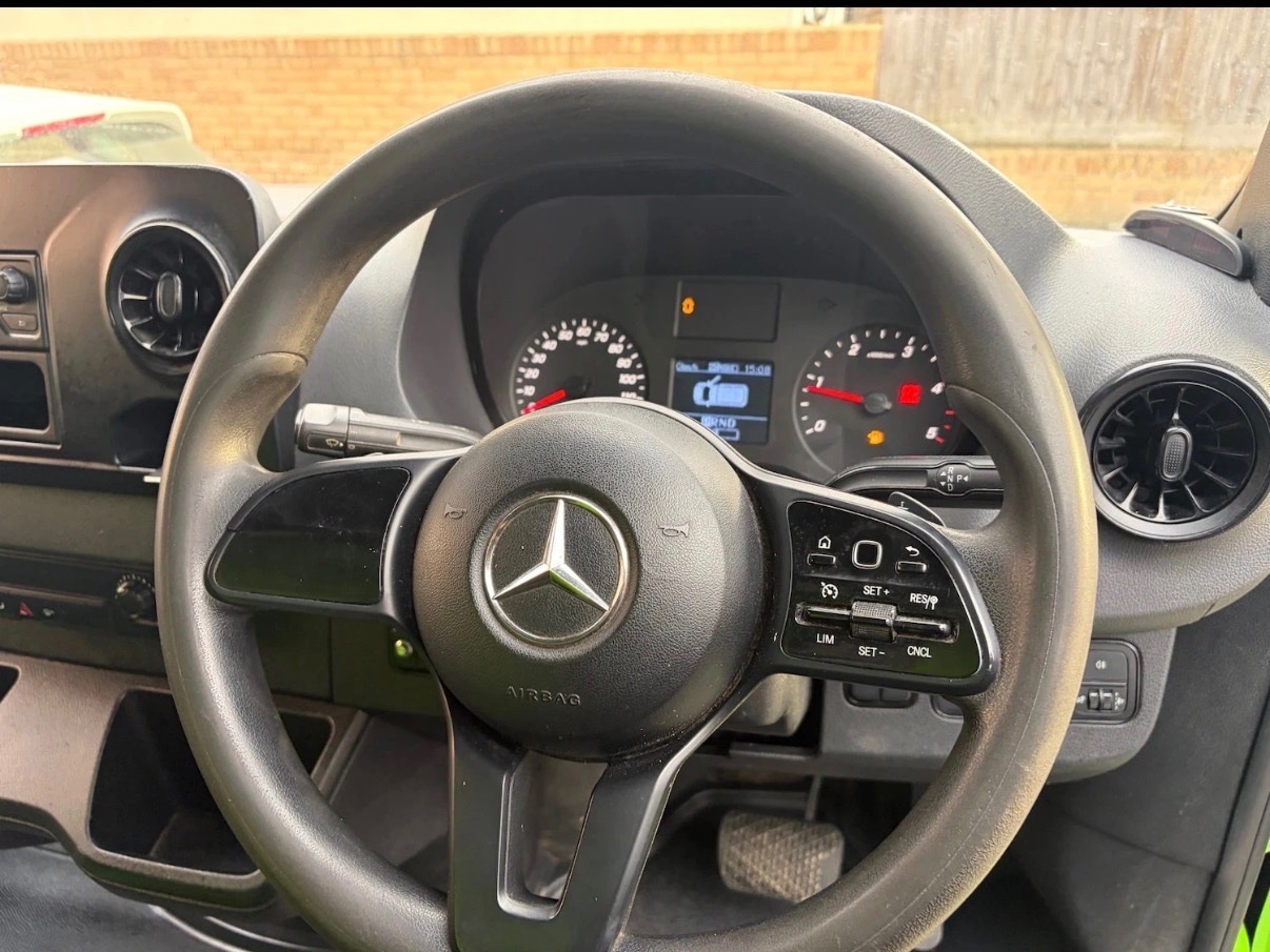 Used Mercedes-Benz Sprinter 2019 for sale - 77707070: Photo 14