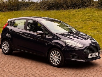 Used Ford Fiesta 2015 for sale - 75951777: Photo