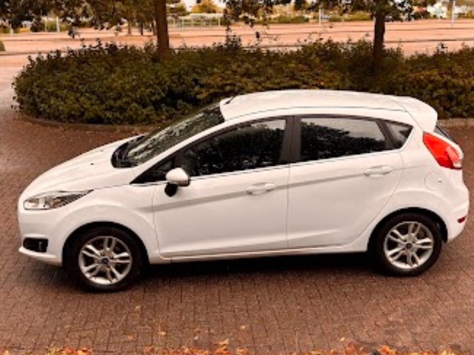 Used Ford Fiesta 2015 for sale - 76029652: Photo 15