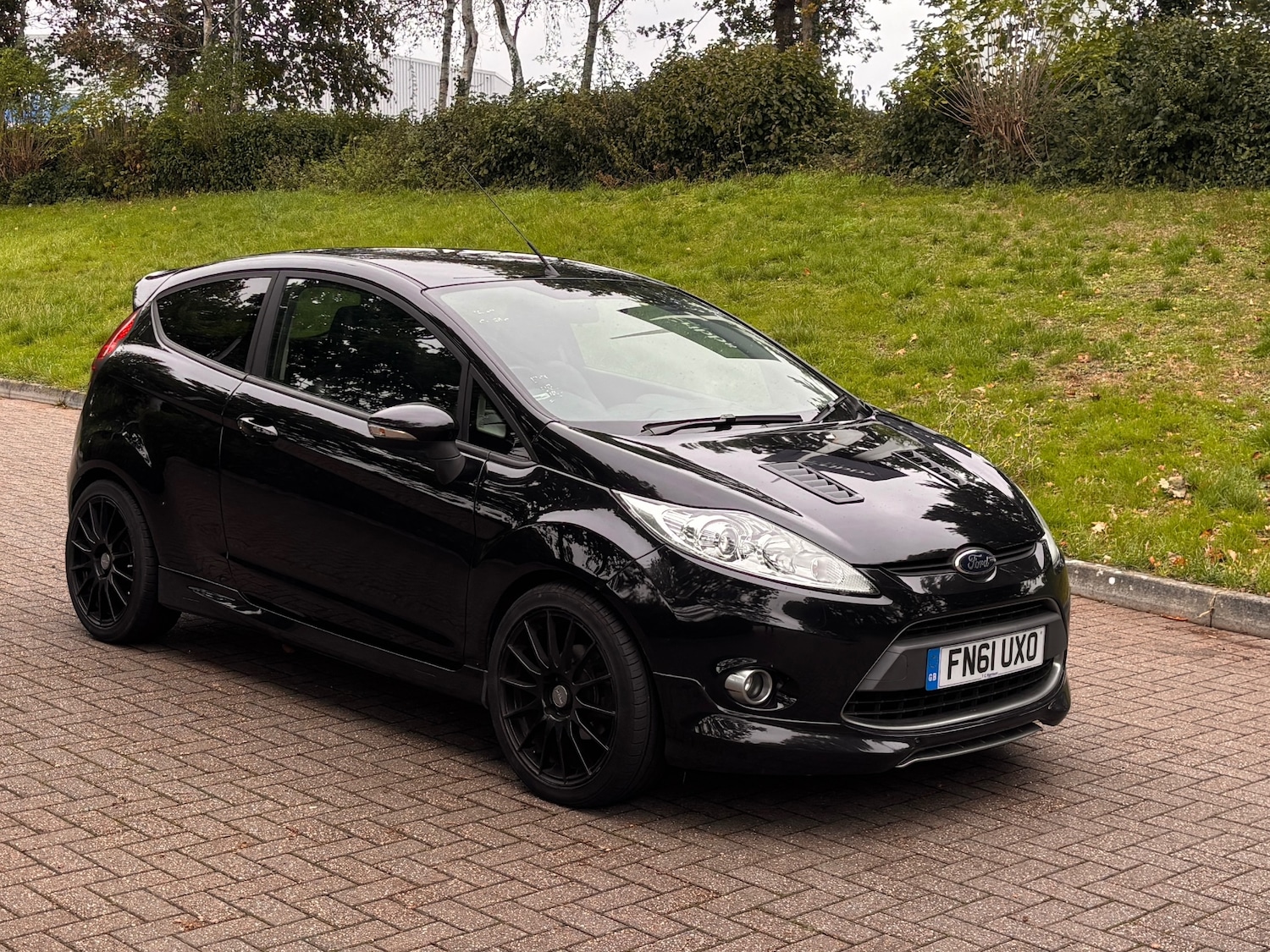 Used Ford Fiesta 2011 for sale - 76610809: Photo 1