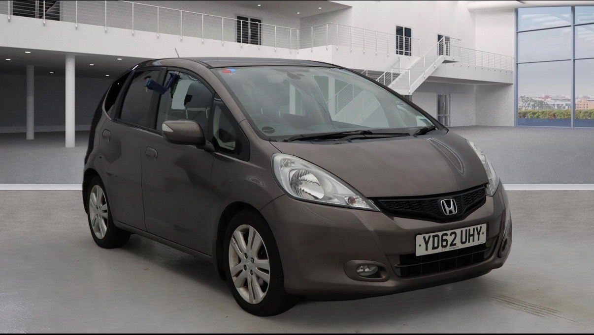 Used Honda Jazz 2012 for sale - 77562418: Photo 4