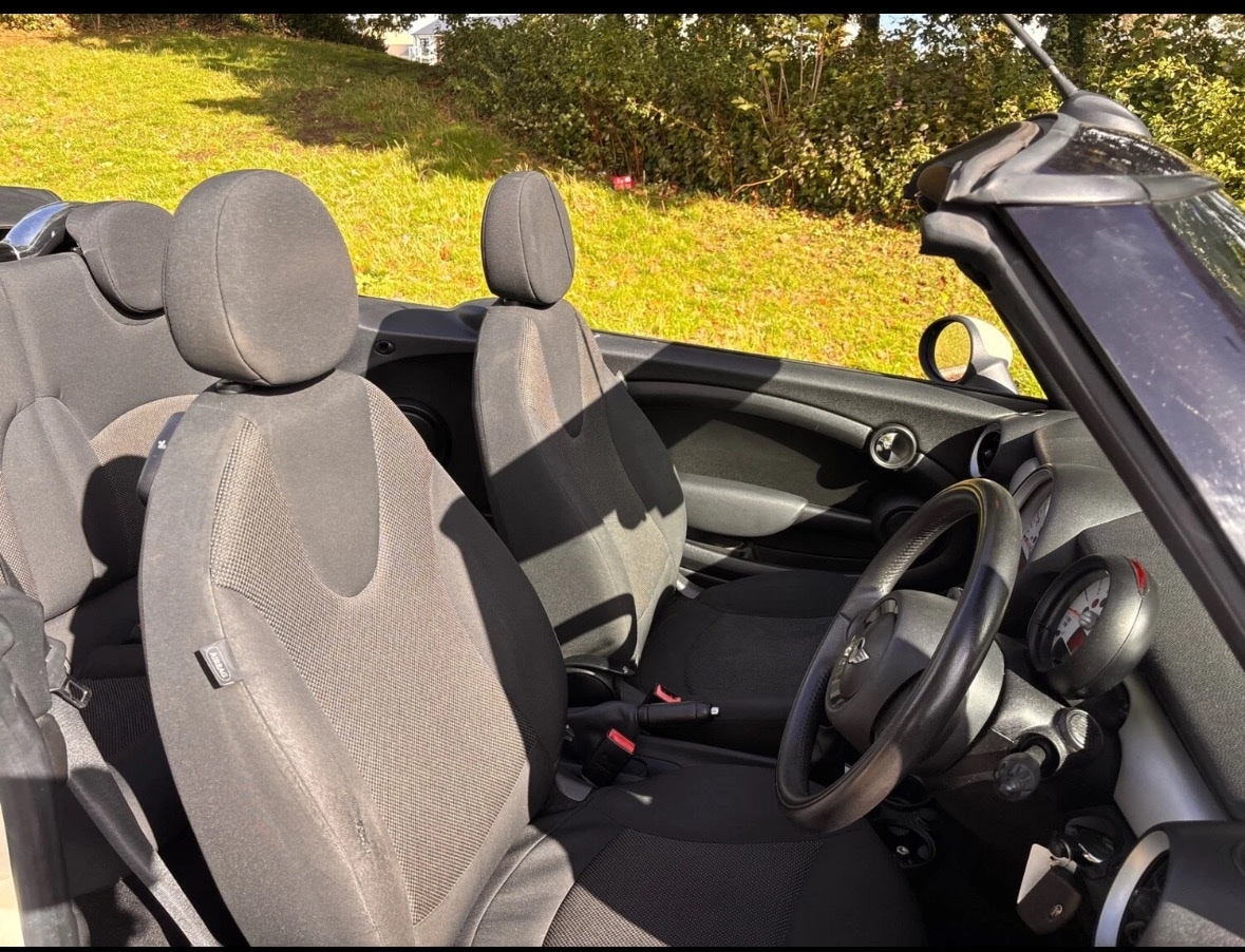 Used MINI Convertible 2013 for sale - 76754879: Photo 12