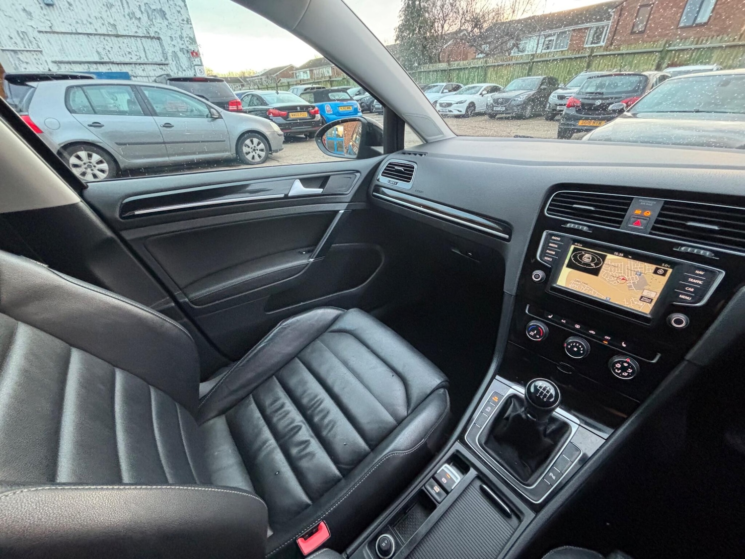 Used Volkswagen Golf 2016 for sale - 77084391: Photo 31