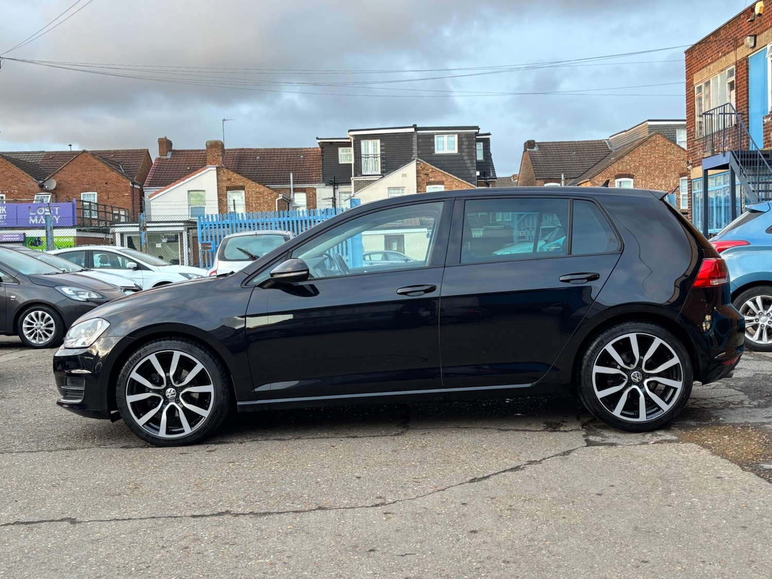 Used Volkswagen Golf 2016 for sale - 77084391: Photo 6