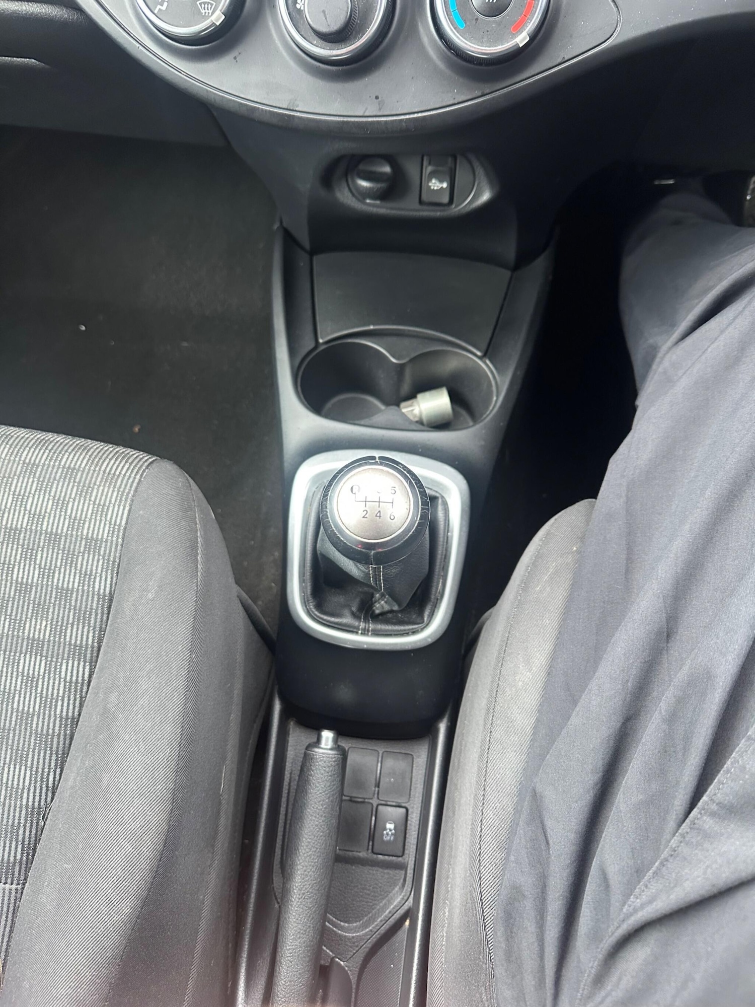 Used Toyota Yaris 2016 for sale - 77625913: Photo 10