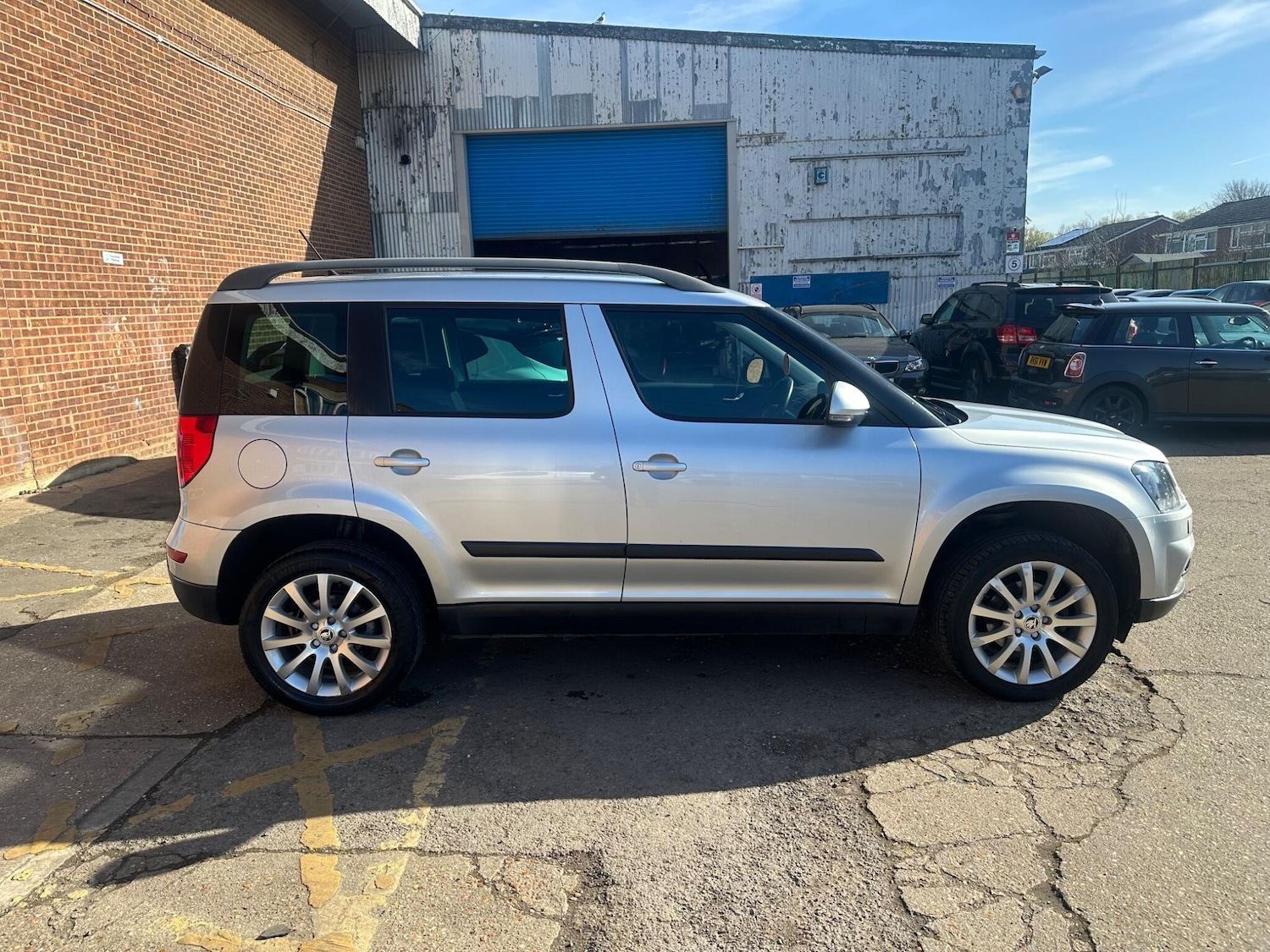 Used Skoda Yeti 2015 for sale - 77723985: Photo 11