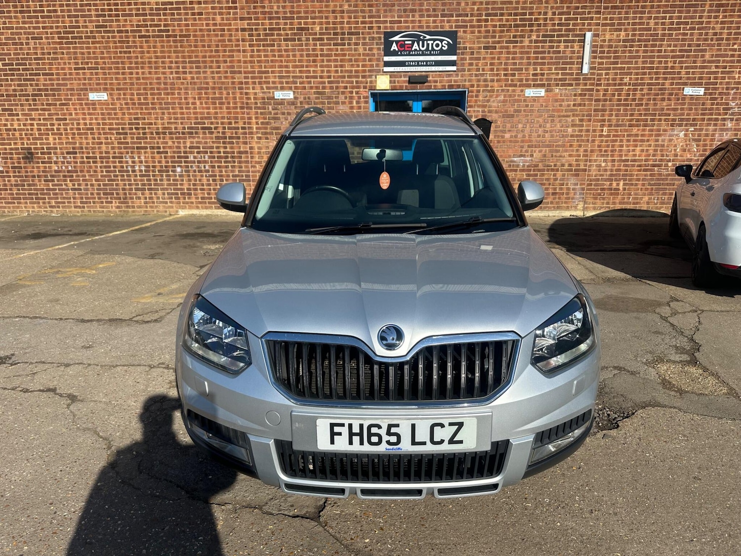 Used Skoda Yeti 2015 for sale - 77723985: Photo 2