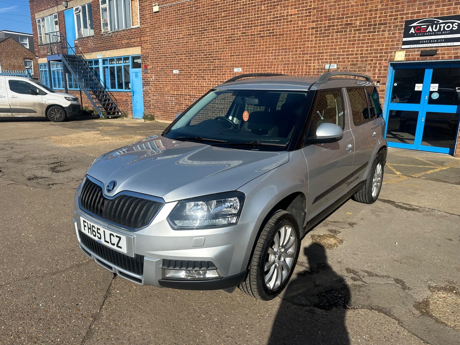 Used Skoda Yeti 2015 for sale - 77723985: Photo 4