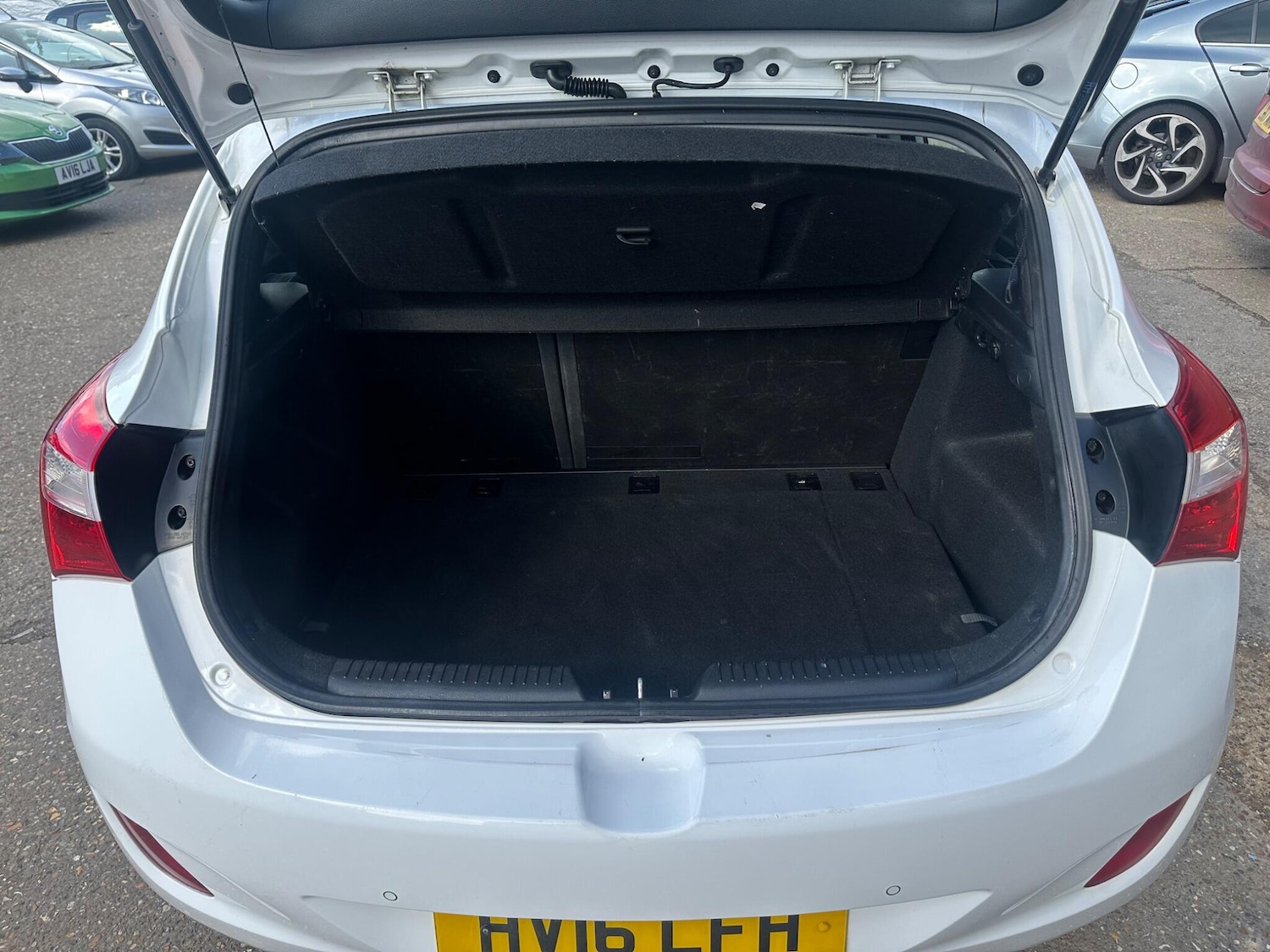 Used Hyundai i30 2016 for sale - 77892304: Photo 27