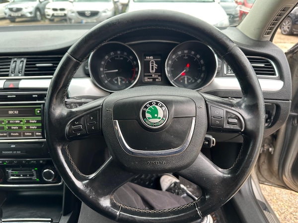 Used Skoda Superb 2010 for sale - 76315019: Photo 12
