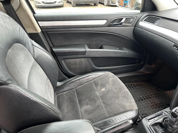 Used Skoda Superb 2010 for sale - 76315019: Photo 16